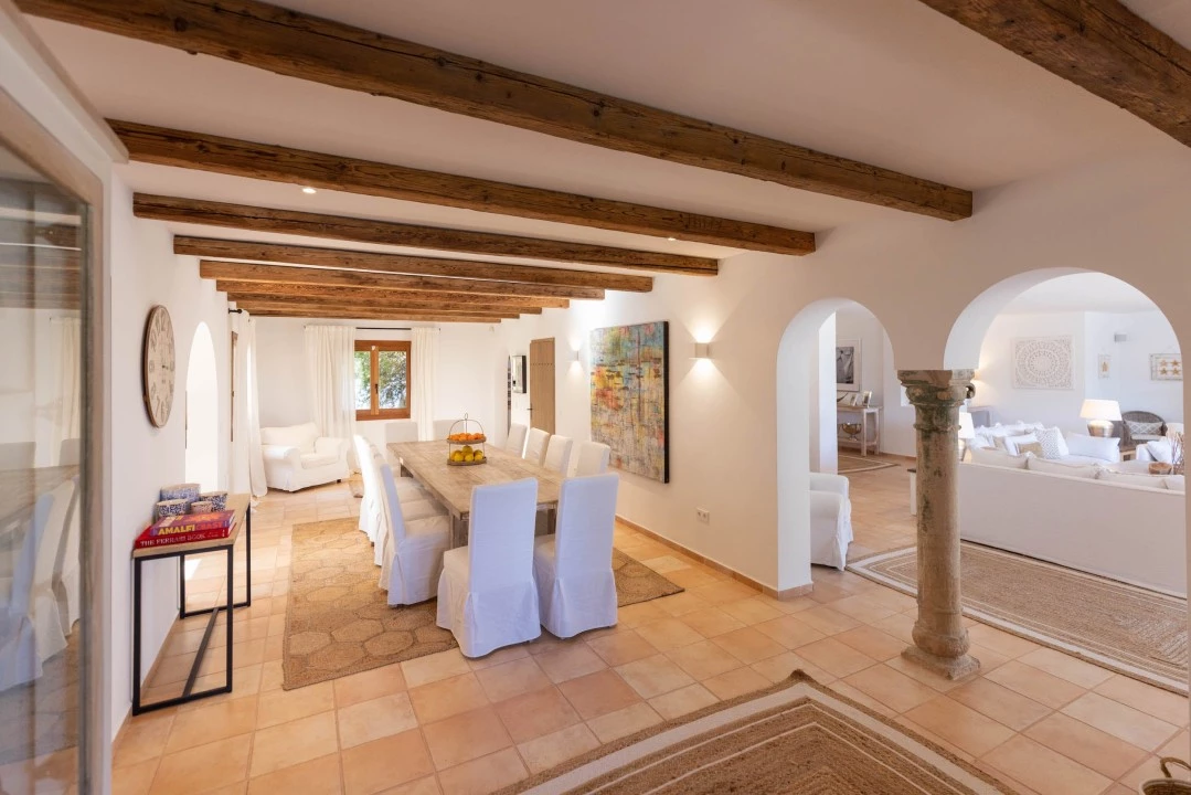 1681214735-Luxury real estate Ibiza to rent villa Blueberry  private chef dining room.webp